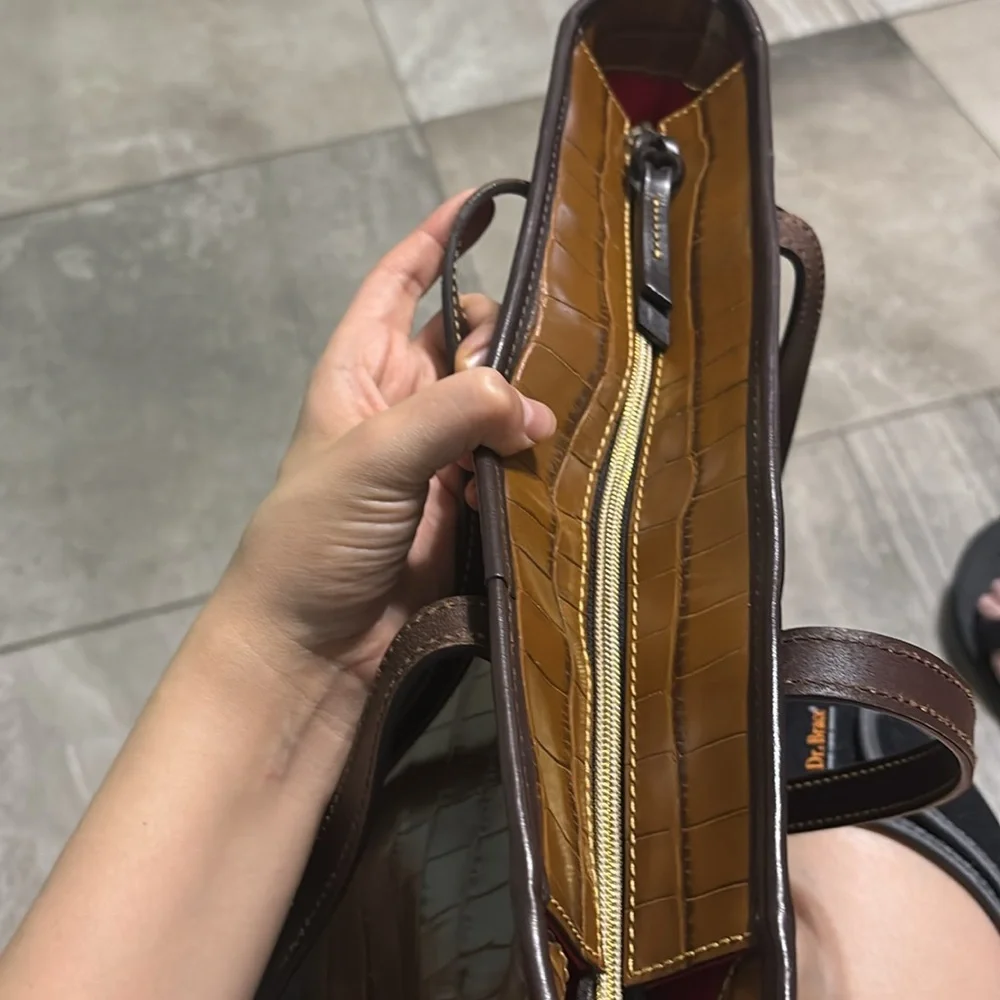 Dooney & Bourke Leather Tote Bag - Picture 11 of 15